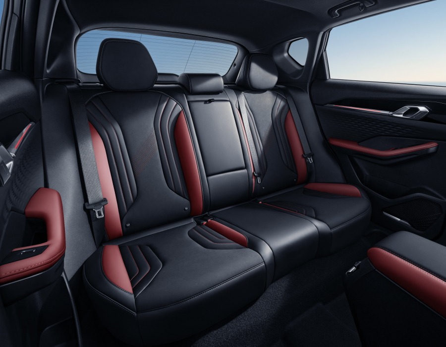 ghế sau geely coolray 2026